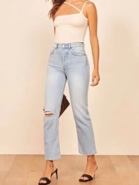 Reformation Cynthia High Rise Straight Jeans in Tahoe Destroyed Size 24